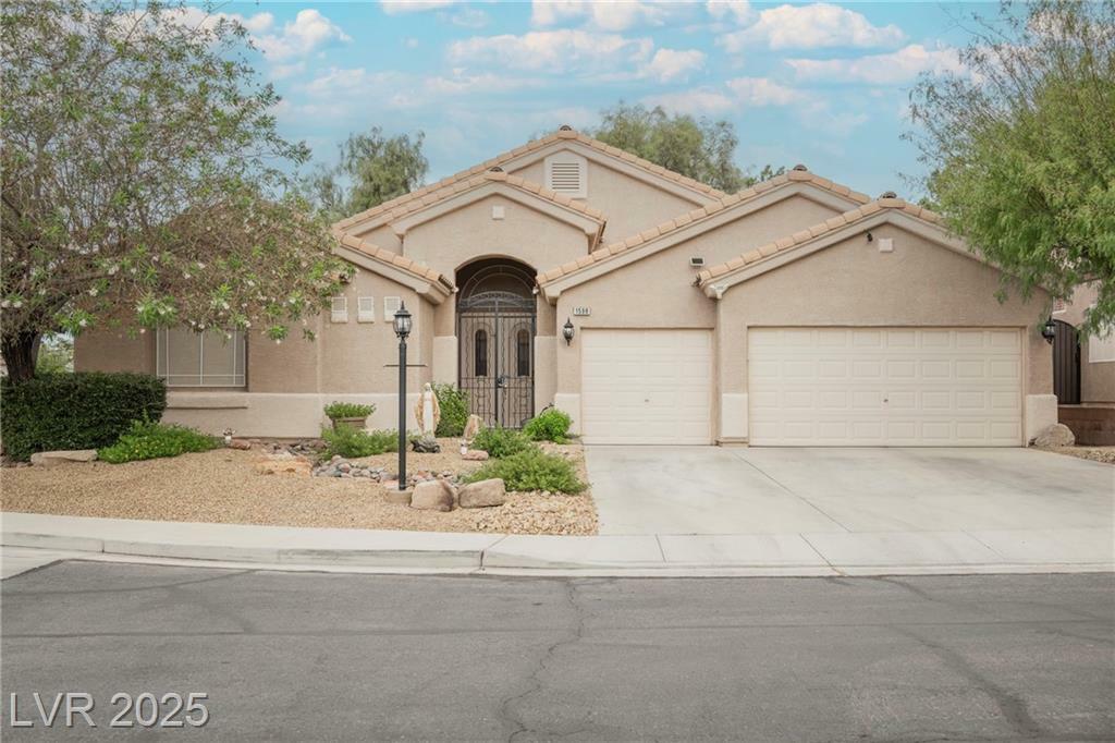 Property Photo: 1598 Cowboy Chaps Place NV 89002