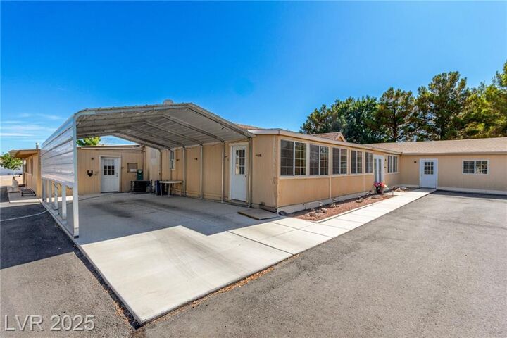 Property Photo: 1341 Lewis Street 3 NV 89048