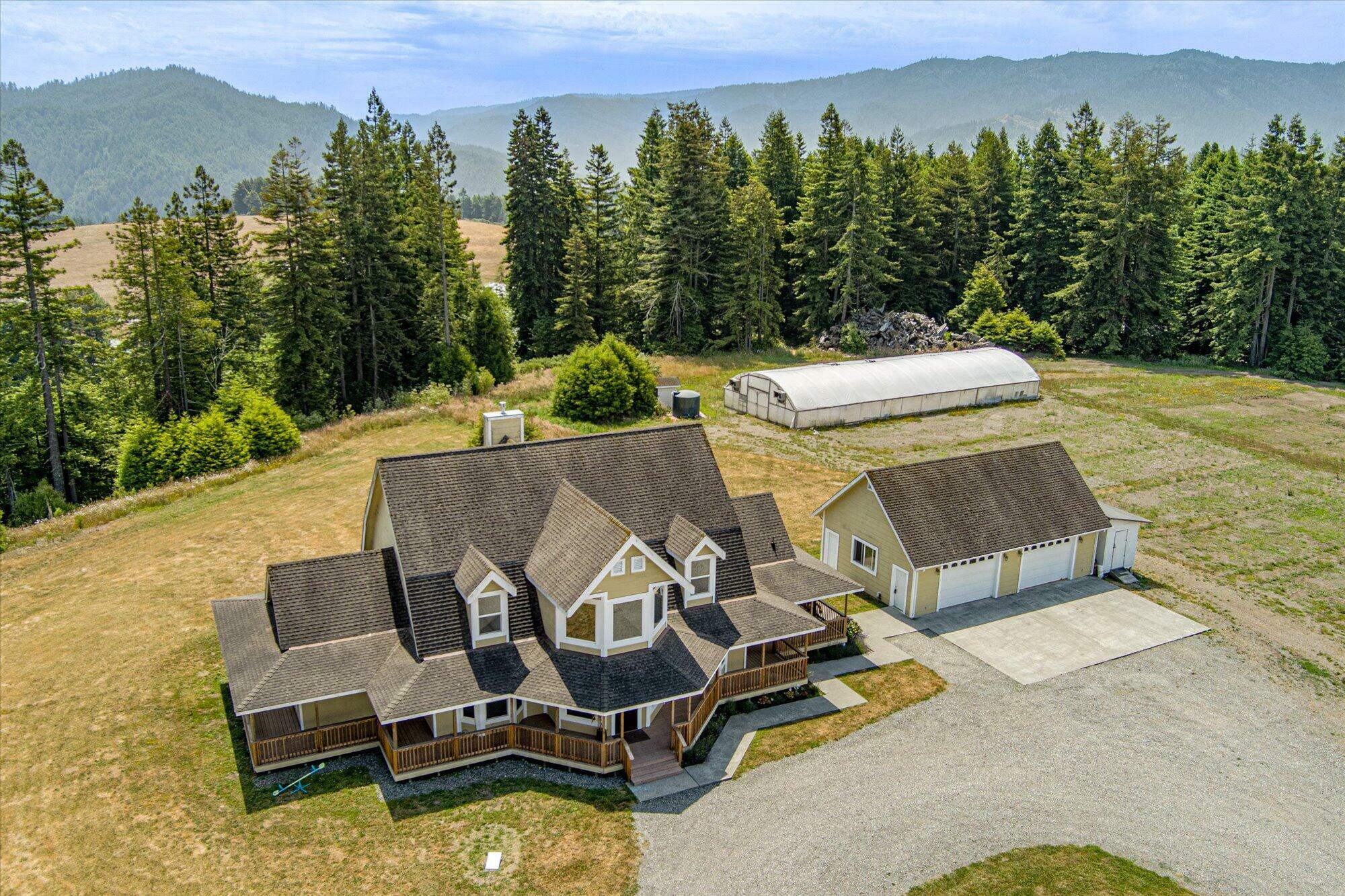 Property Photo: 1150 Dinsmore Ranch Road CA 95562