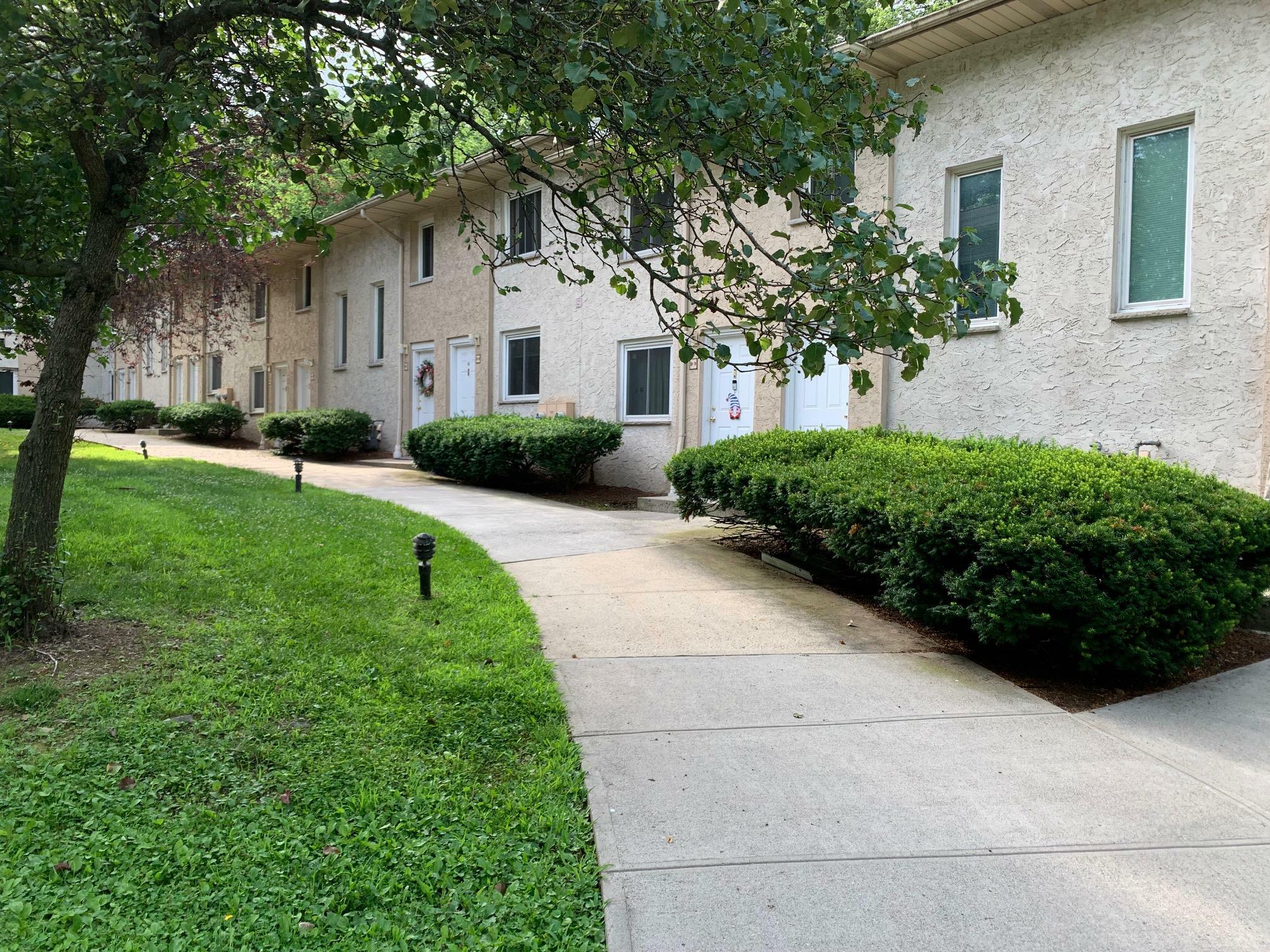 Property Photo:  85 N Middletown Road A10  NY 10954 