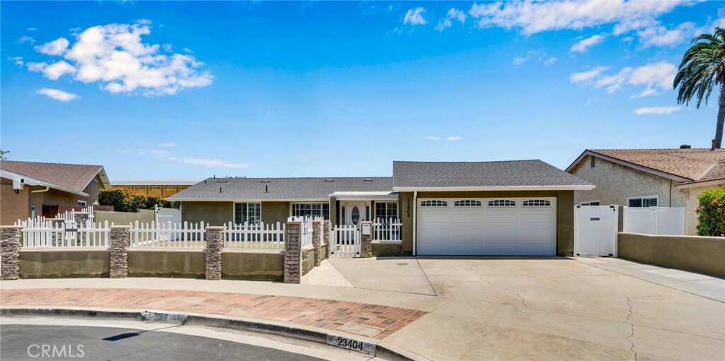 Property Photo: 23404 President Avenue CA 90710