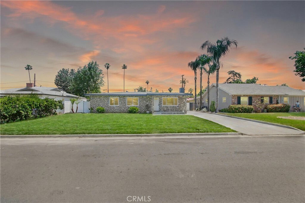 Property Photo: 4561 Beverly Court CA 92506