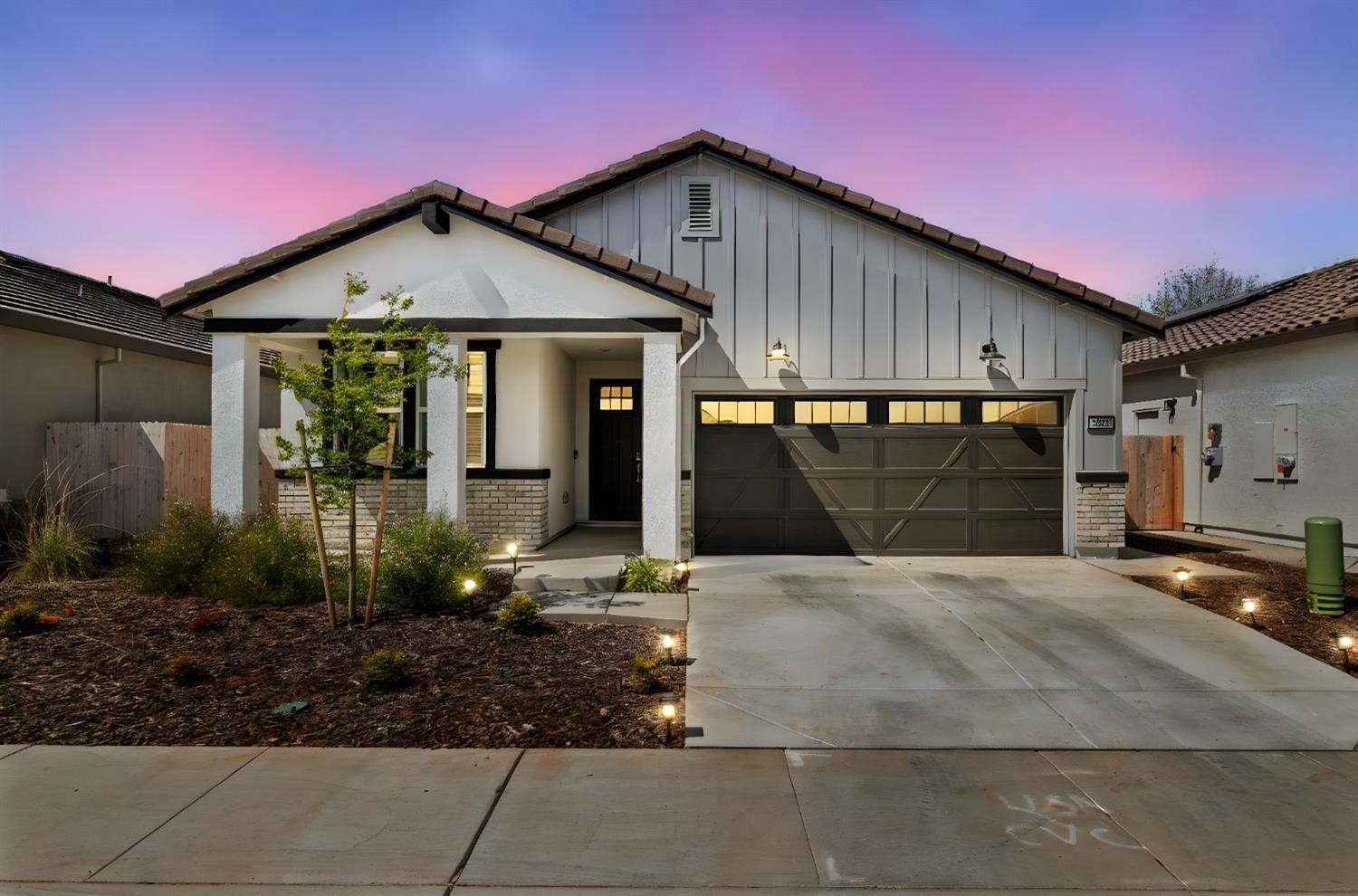 Property Photo: 12285 Coal Creek Way CA 95742