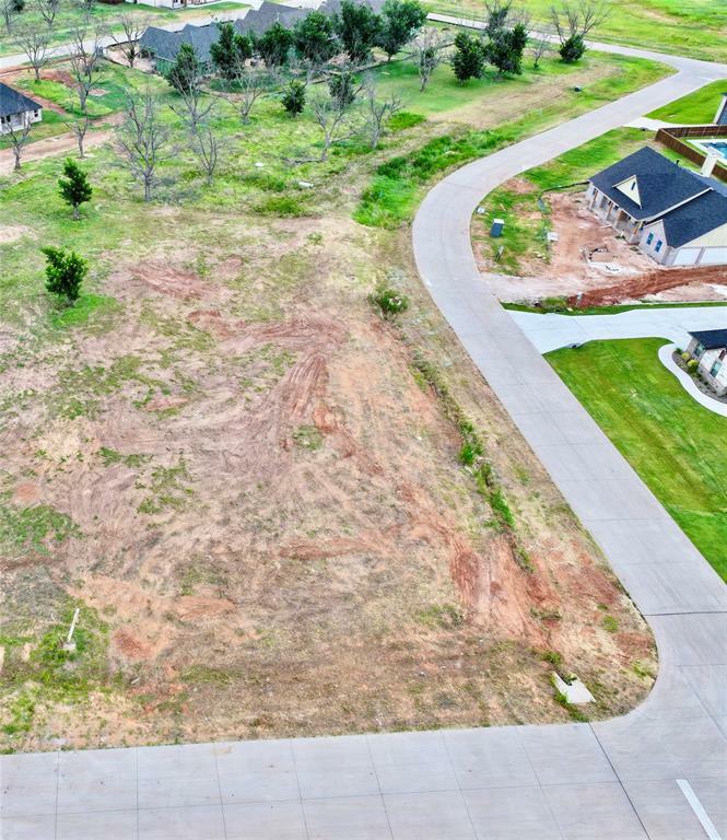 Property Photo: 100 Hazlewood Court TX 76049