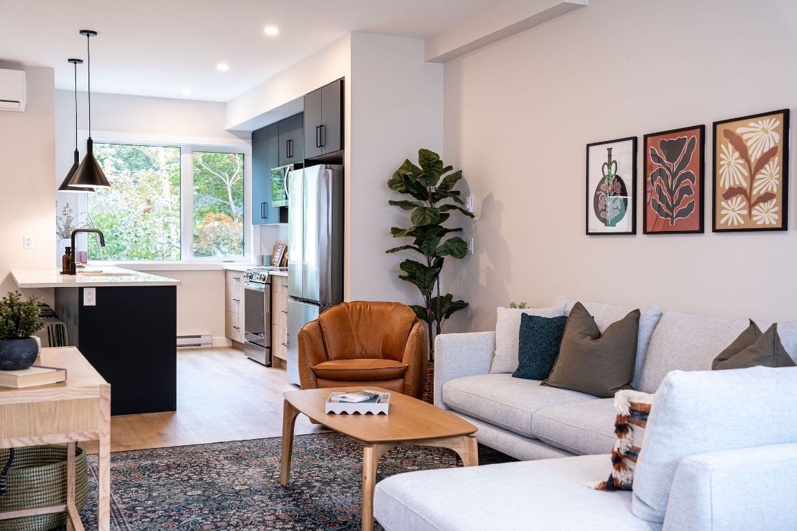 Property Photo: 1213 Douglas Street W BC V0E 2S0