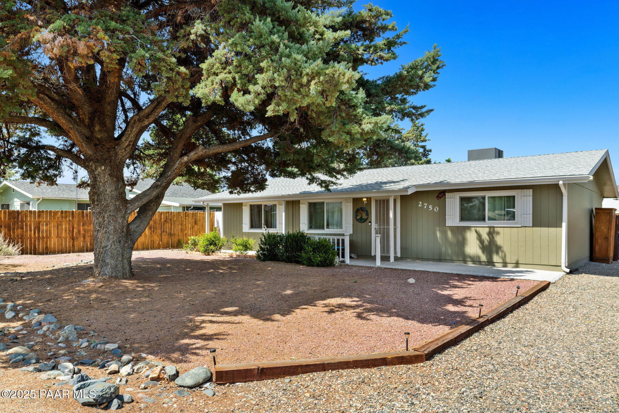 Property Photo: 2750 N Date Creek Drive AZ 86314