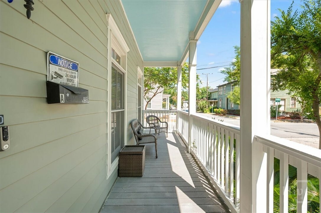Property Photo:  220 E 33rd Street A  GA 31401 