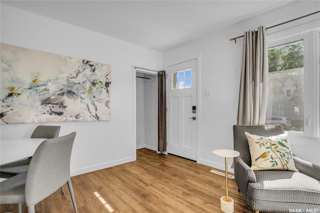 Property Photo:  2535 Kelvin Avenue  SK S7J 0T6 