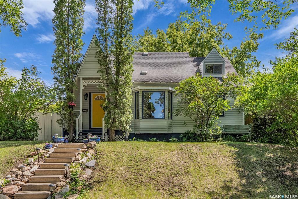 834 5th Street E  Saskatoon SK S7H 1G9 photo