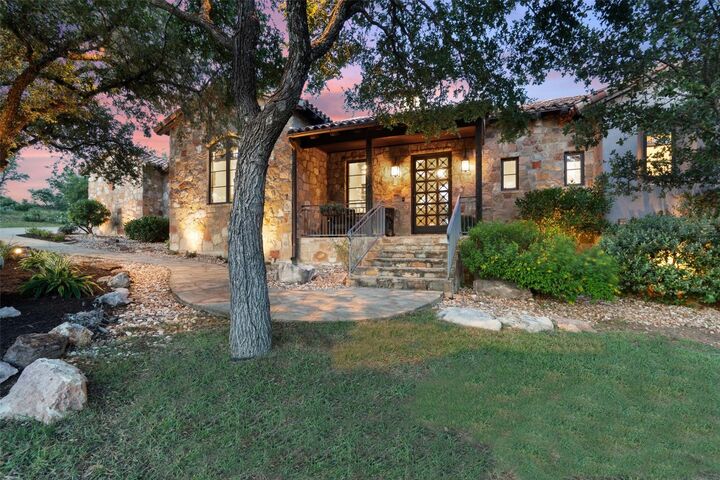 Property Photo: 205 Hi Ridge Road TX 78657
