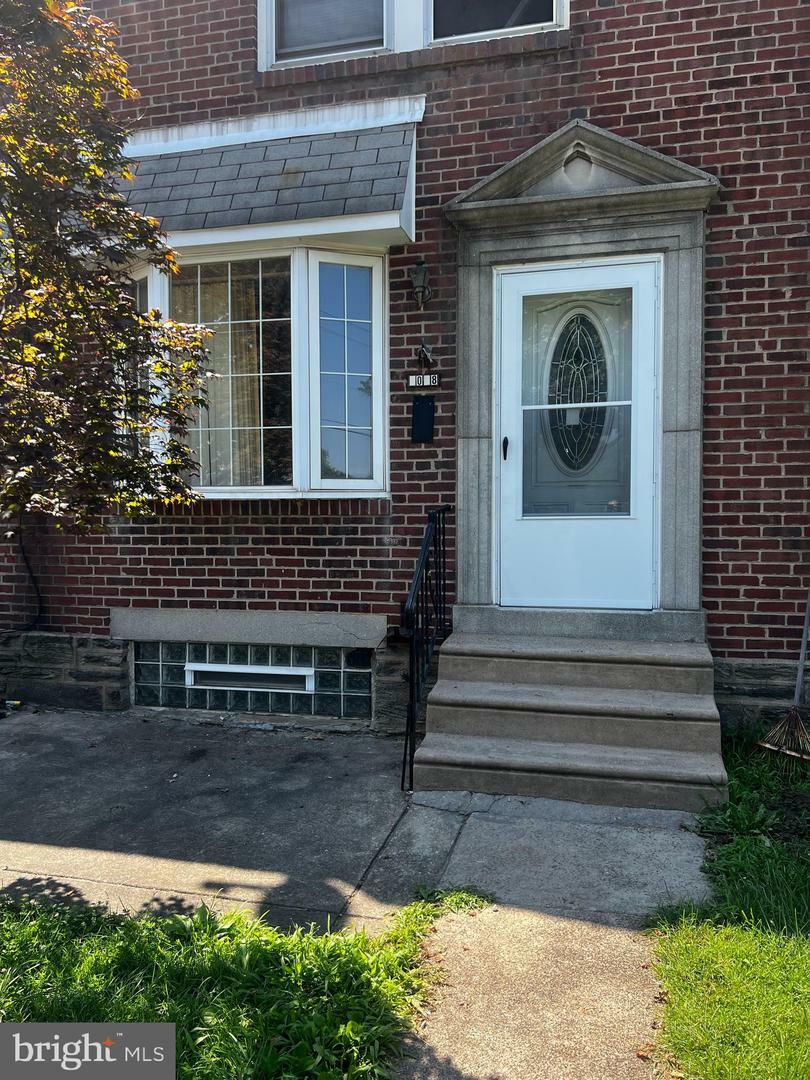 Property Photo: 6038 Hasbrook Avenue PA 19111