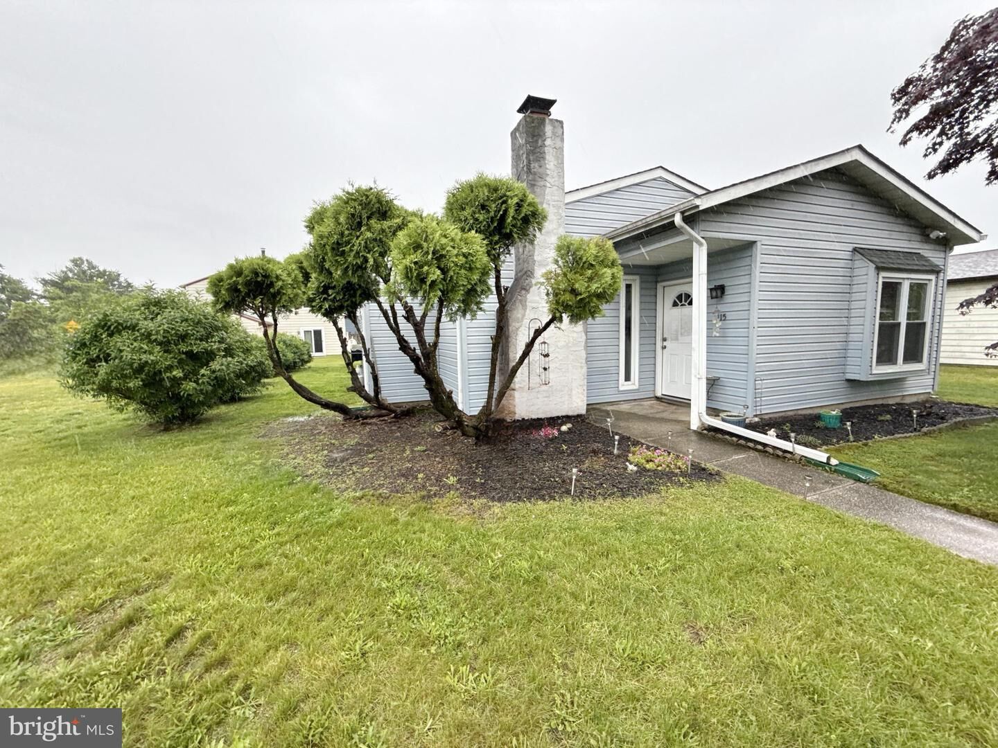 Property Photo:  115 Harvest  NJ 08085 