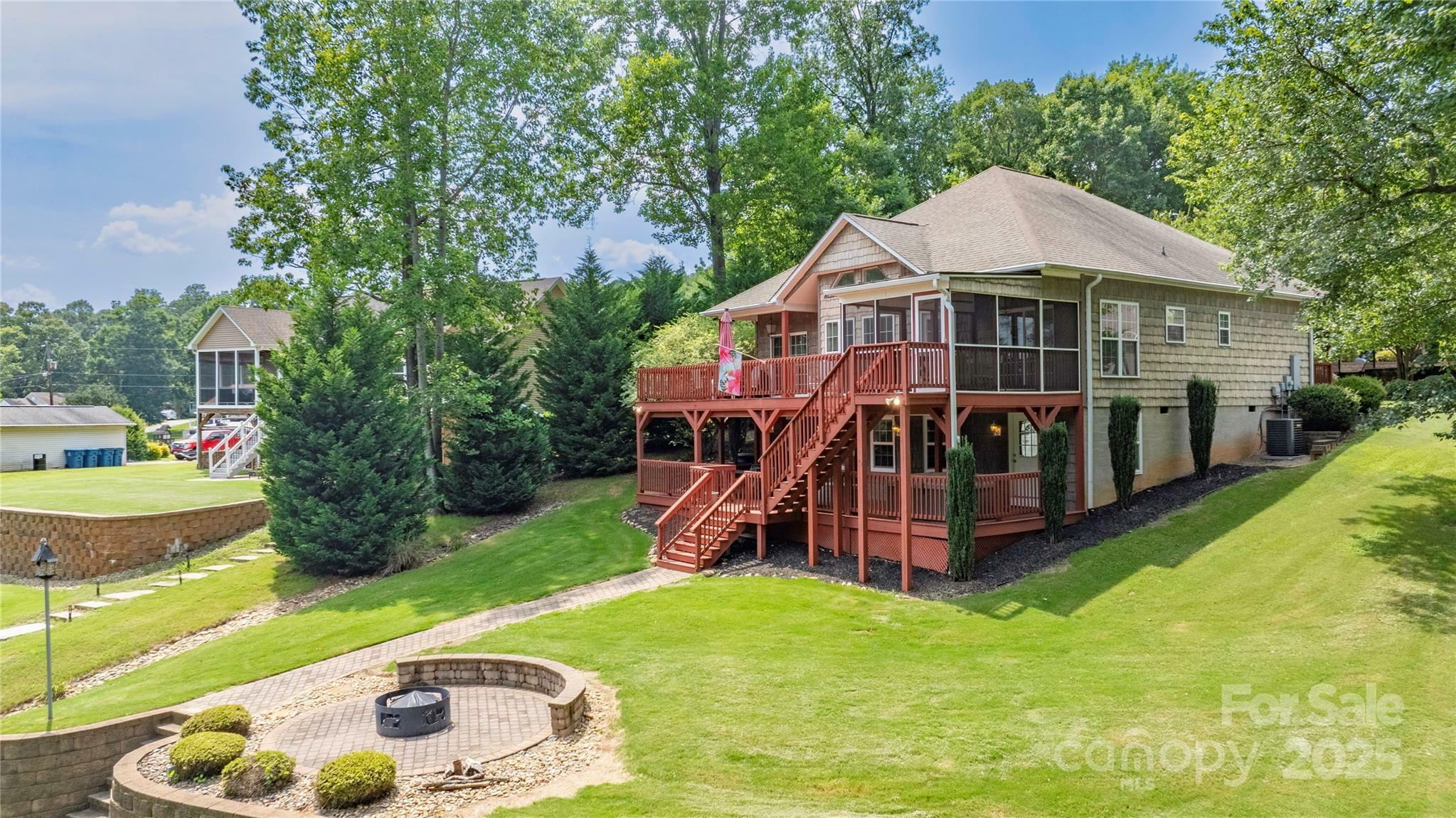 Property Photo: 4478 Lake Drive NC 28673