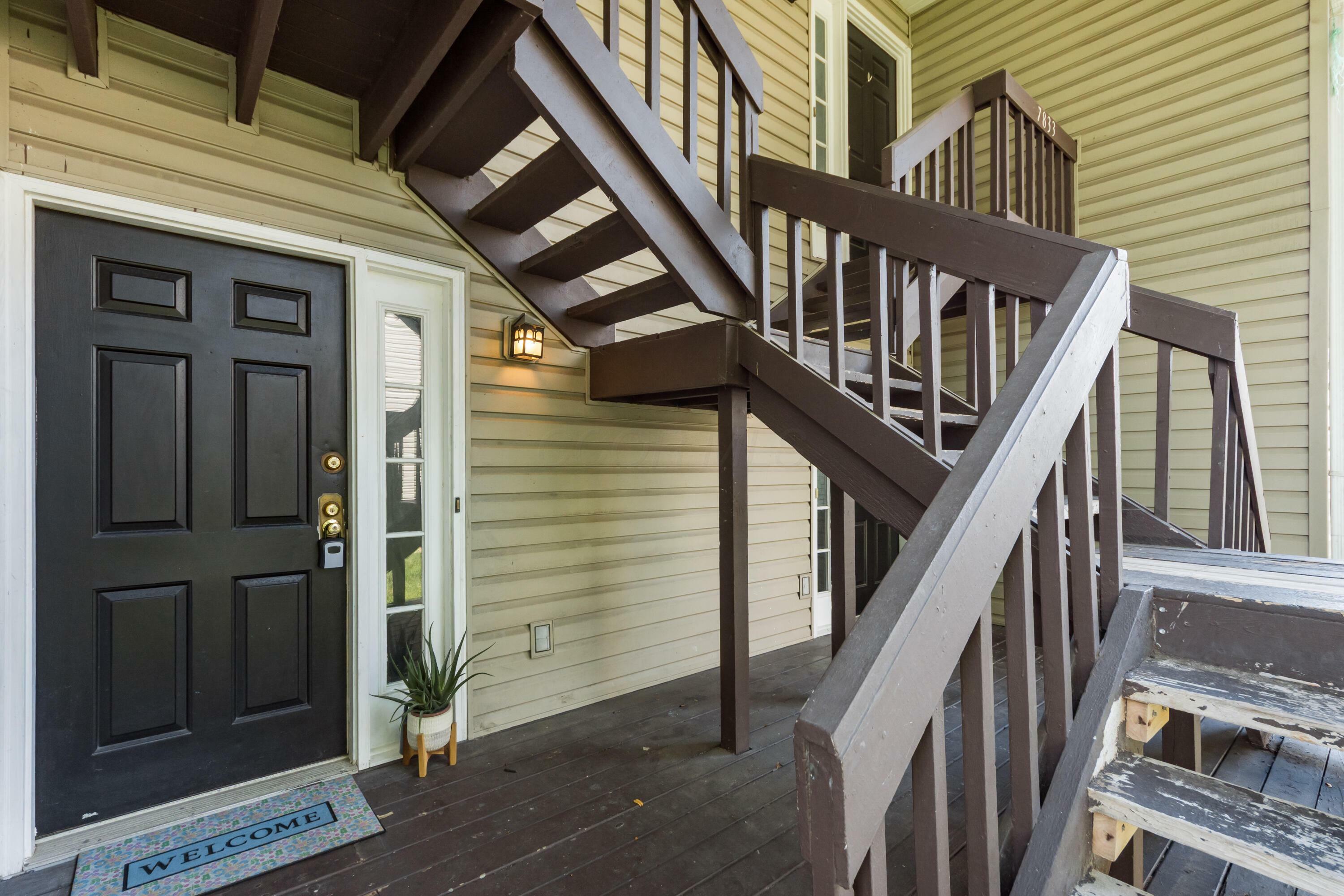 Property Photo: 7831 Meadowhaven Boulevard OH 43235