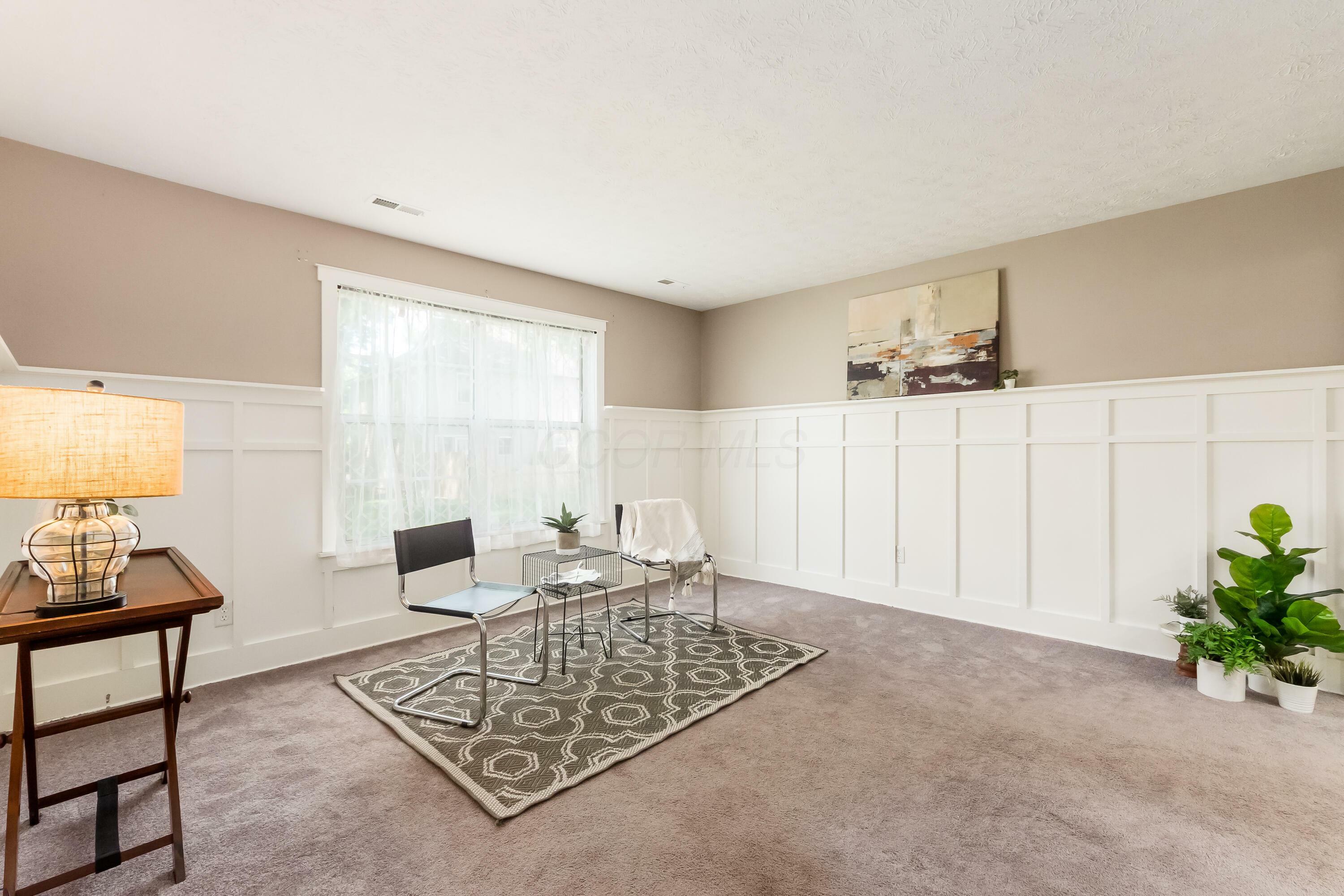 Property Photo: 7831 Meadowhaven Boulevard OH 43235