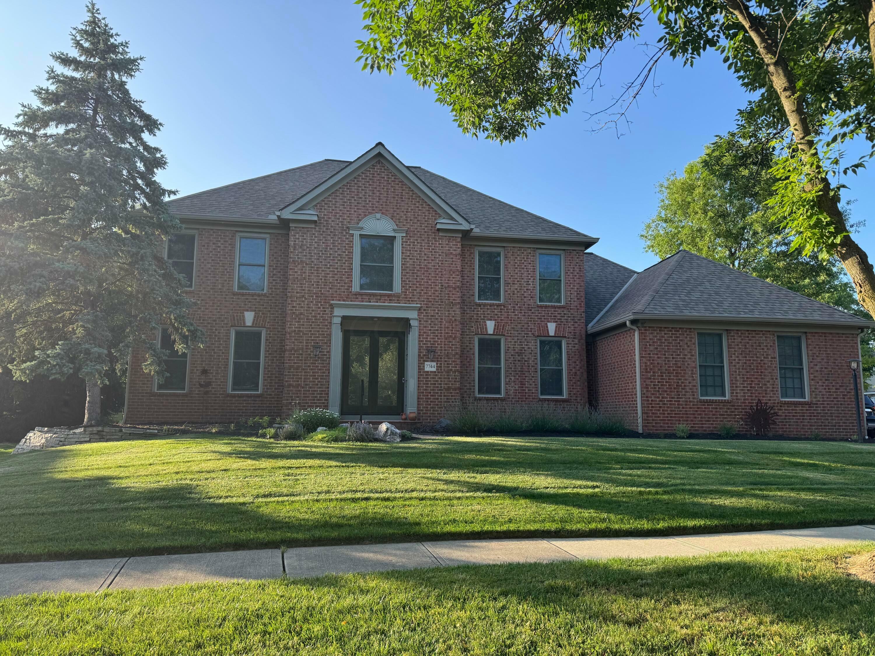 7744 Heatherwood Lane  Dublin OH 43017 photo