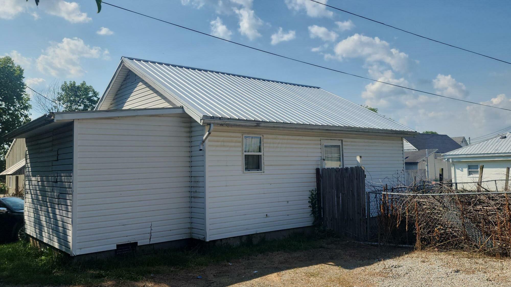 Property Photo: 373 Walnut Street OH 43113