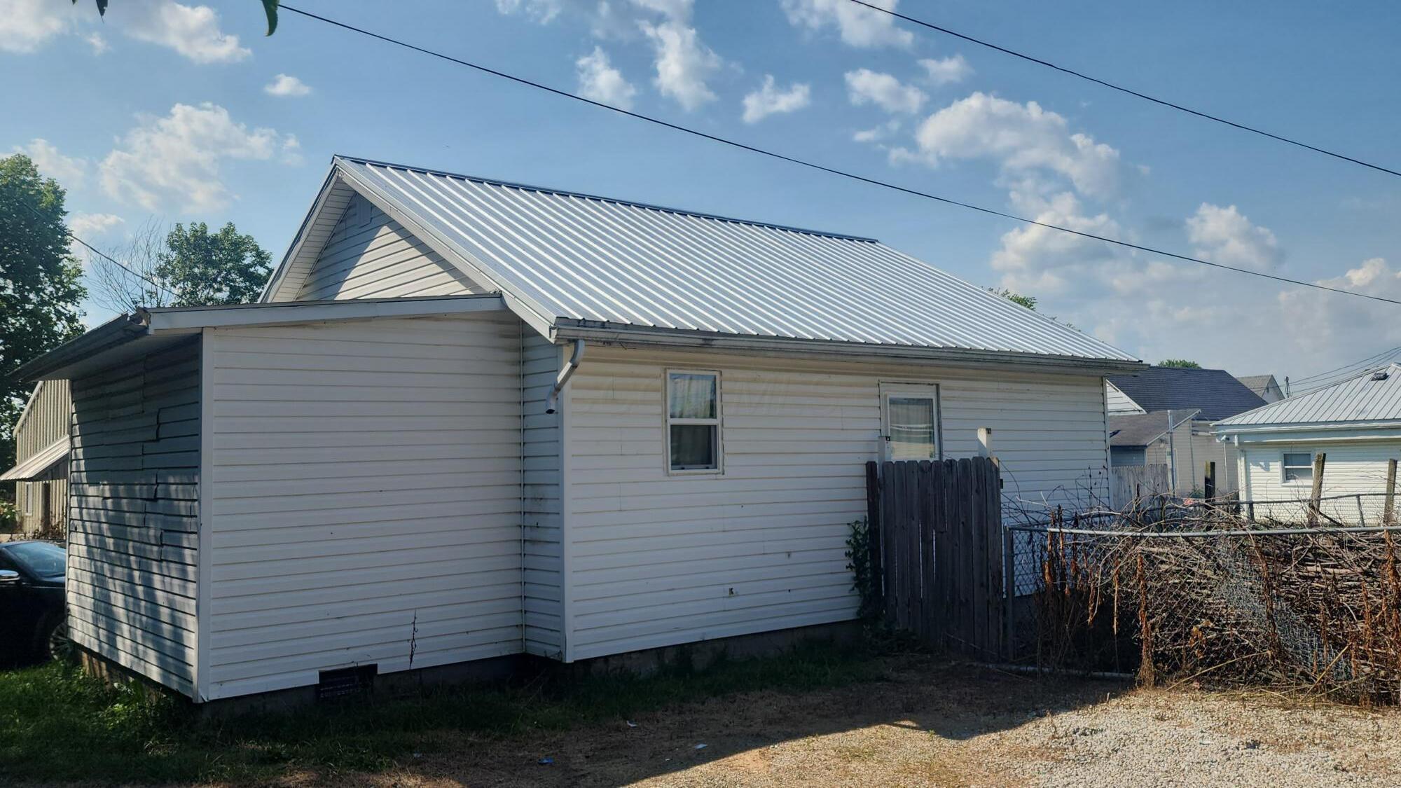 Property Photo: 373 Walnut Street OH 43113