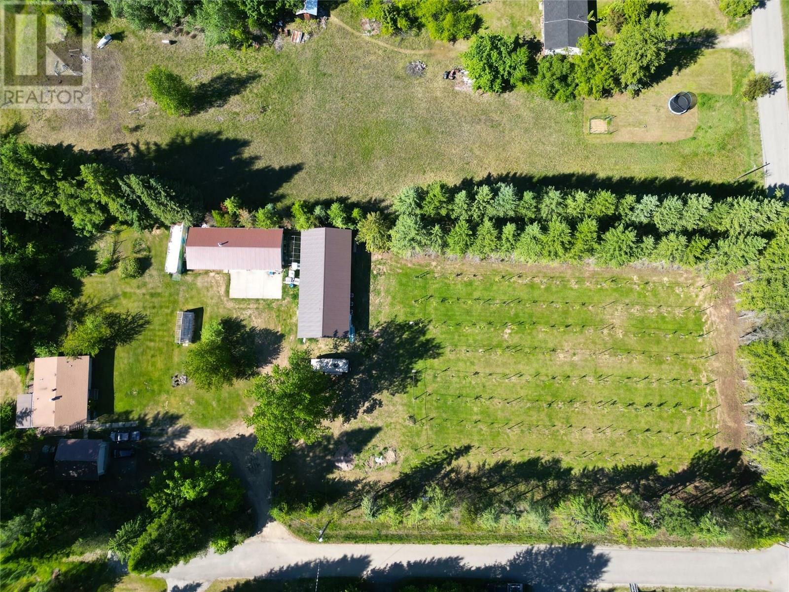 Property Photo: 1062 Scamp Road BC V1N 4R3