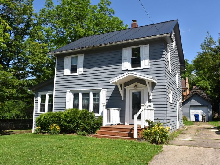 221 Locust Street  Meadville PA 16335 photo
