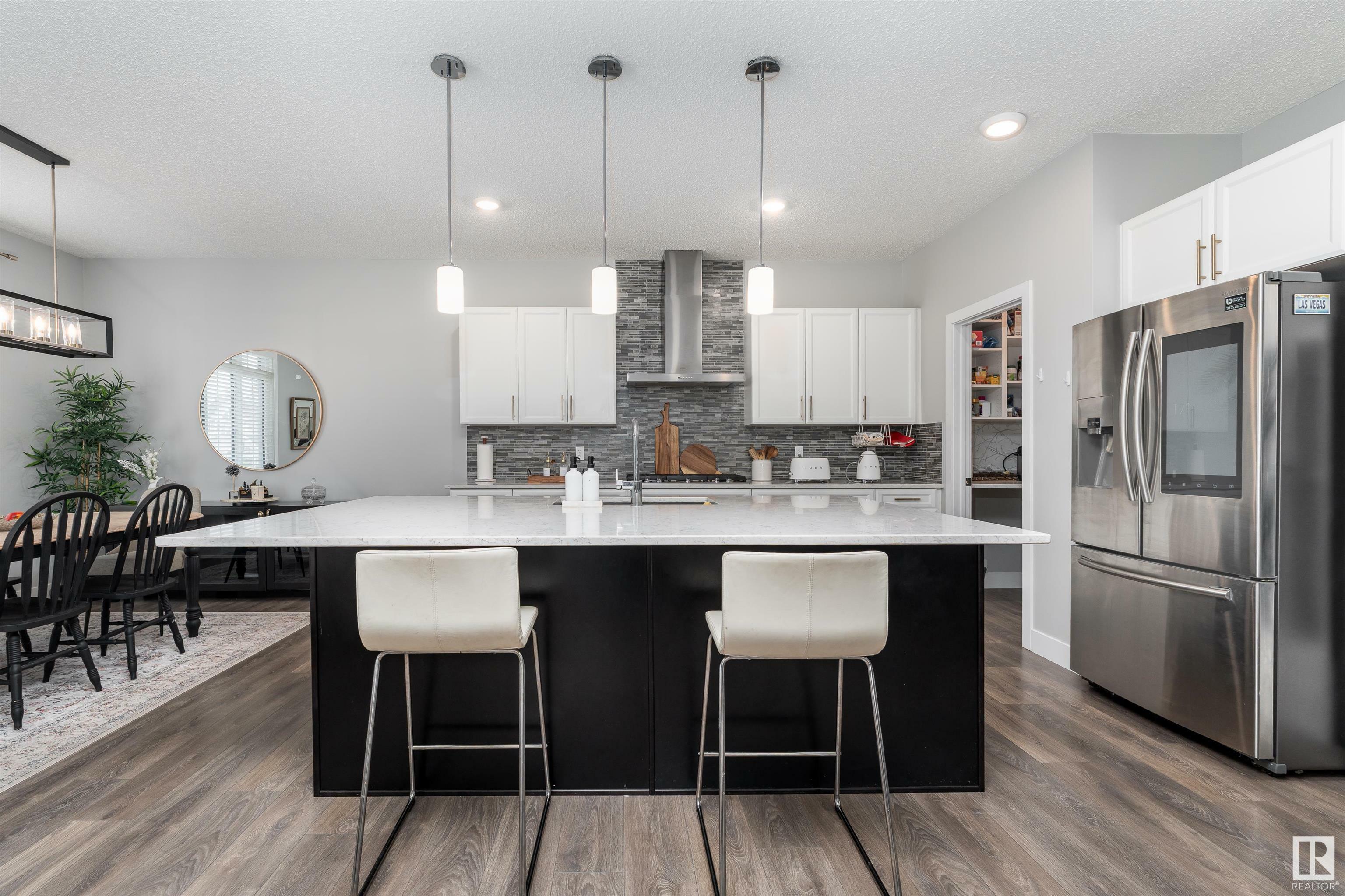 Property Photo: 5804 Keeping Court SW AB T6W 4K4