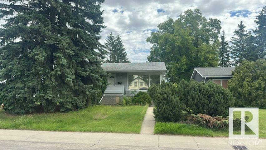 8931 151 Street NW  Edmonton AB T5R 1J1 photo