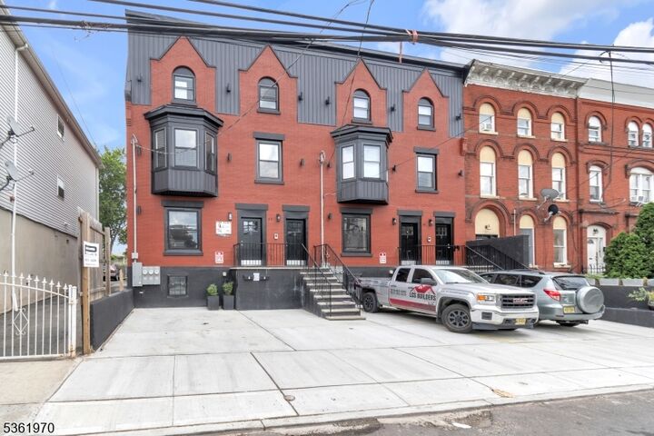 Property Photo: 61 N 7th St 1 NJ 07107