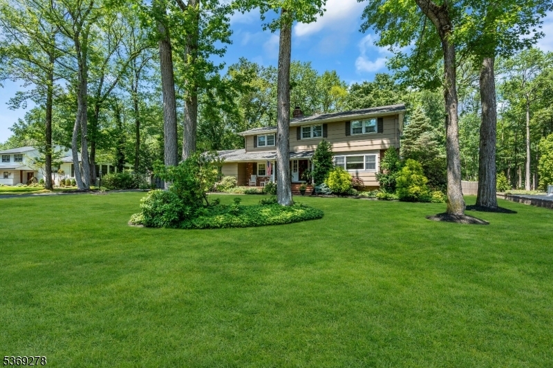 Property Photo: 1257 Sunnyfield Ln NJ 07076