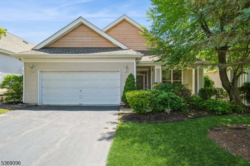 35 Tannery Hill Dr  Hardyston Twp. NJ 07419 photo