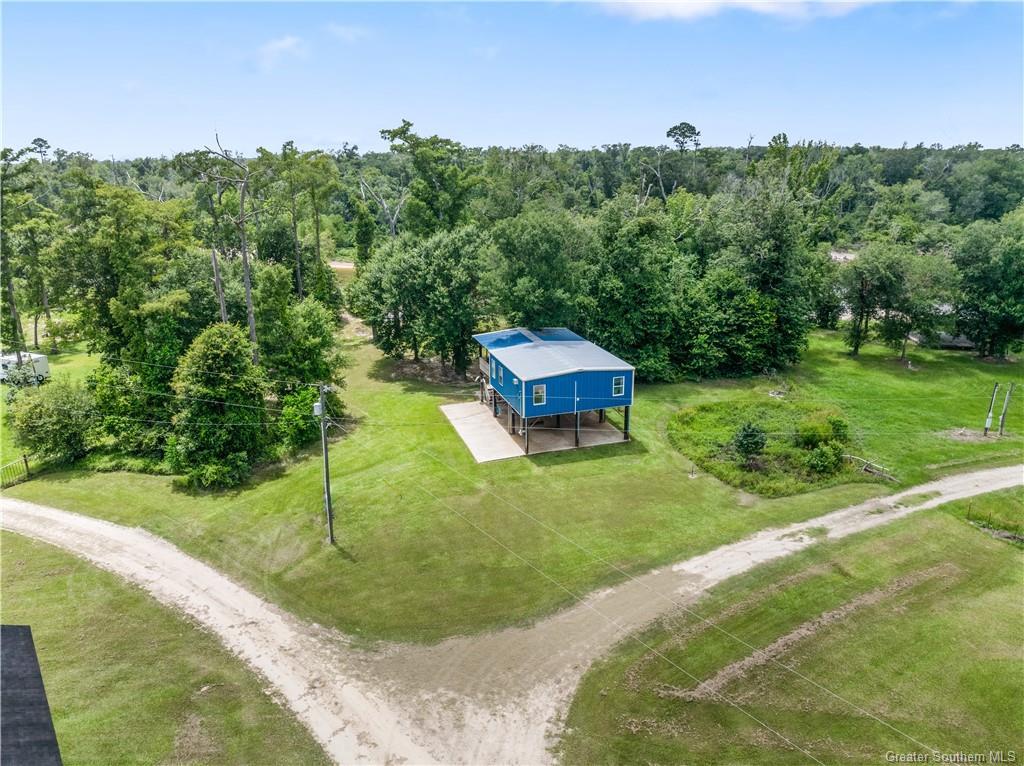 Property Photo: 526 Old Ferry Road 50 LA 70648