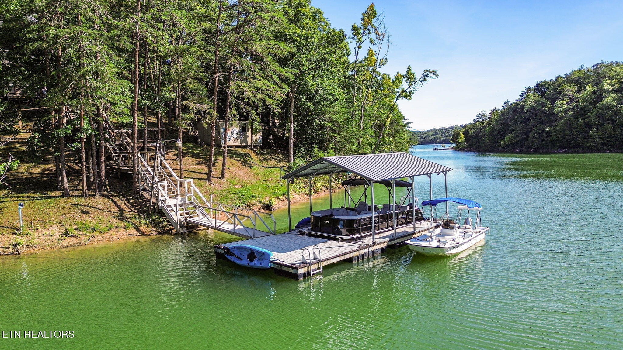 Property Photo: 2517 Angler Way TN 37876
