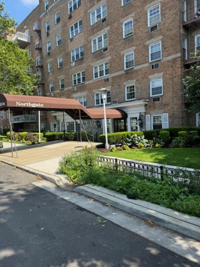 Property Photo:  87-10 149th Avenue 5D  NY 11414 