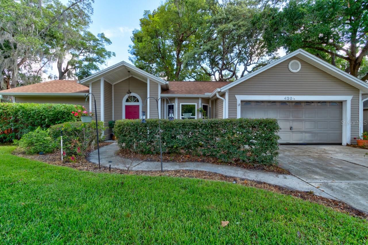 Property Photo:  4204 Rocky Ridge Place  FL 32773 
