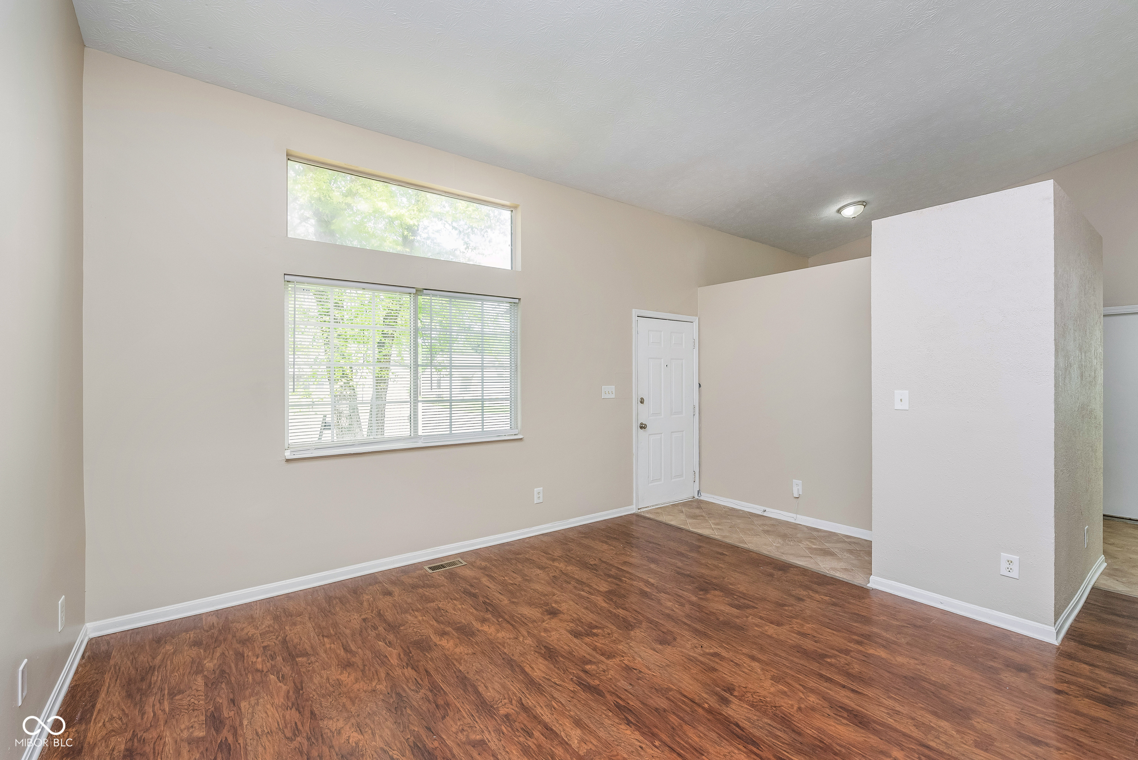 Property Photo: 3515 Bearwood Court IN 46235