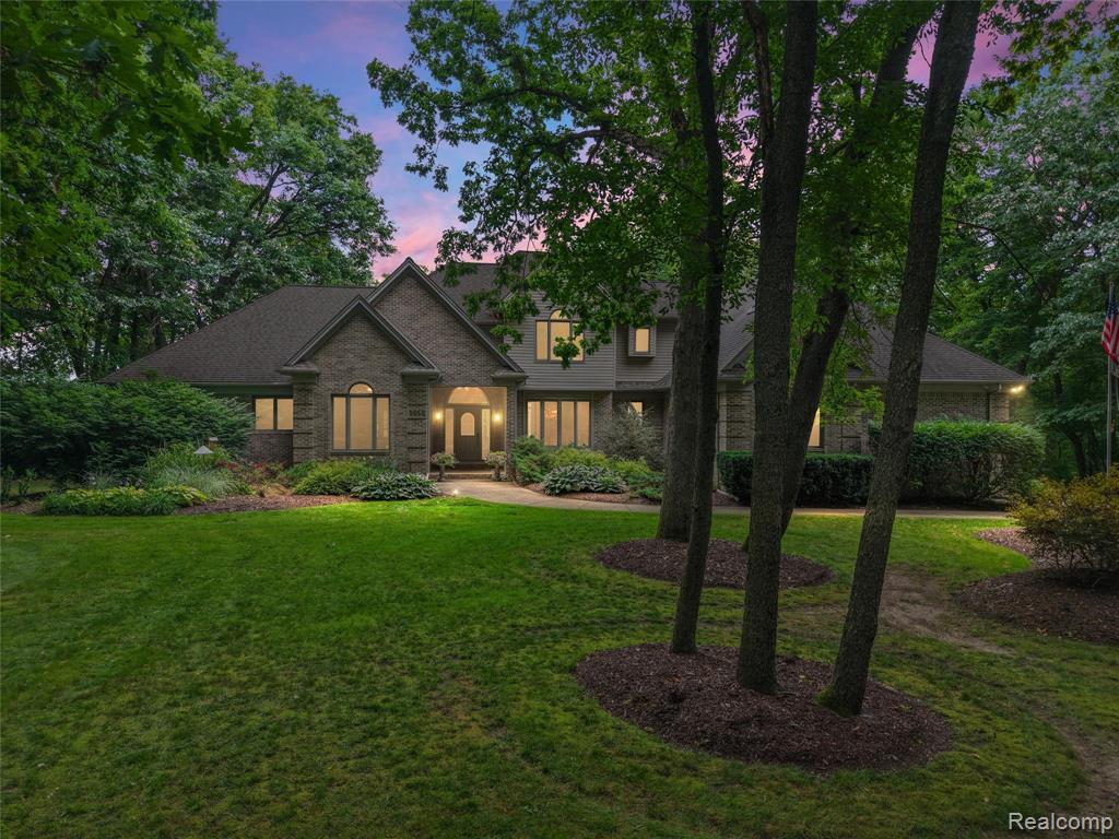 1444 W Clarkston Road  Lake Orion MI 48362 photo