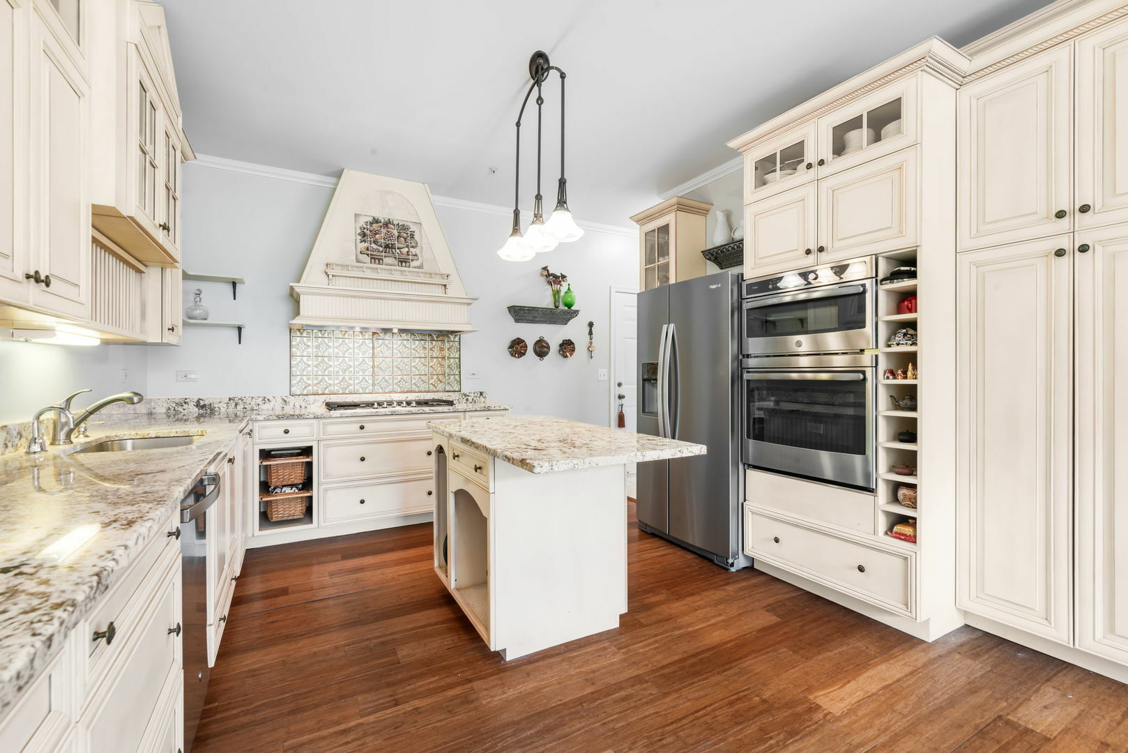 Property Photo: 2119 Ivy Ridge Drive 2119 IL 60192
