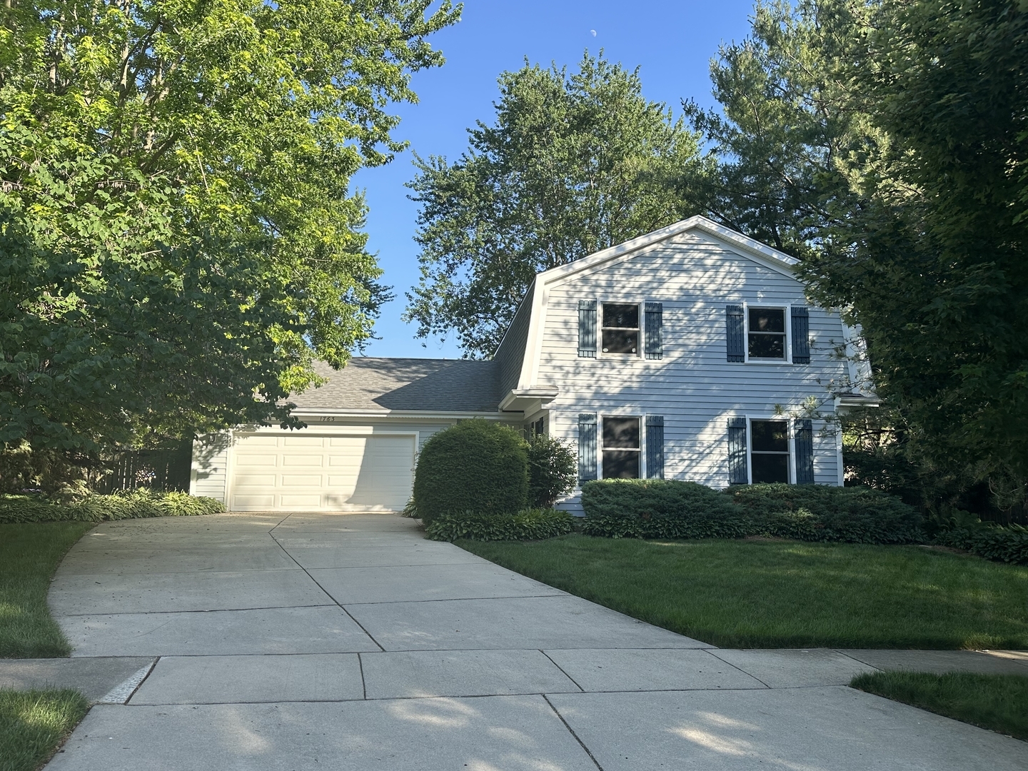 Property Photo: 1763 Cass Court IL 60048