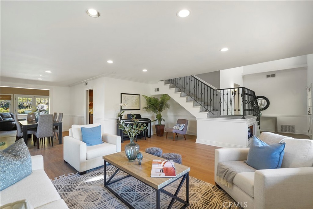 Property Photo:  22550 Flamingo Street  CA 91364 