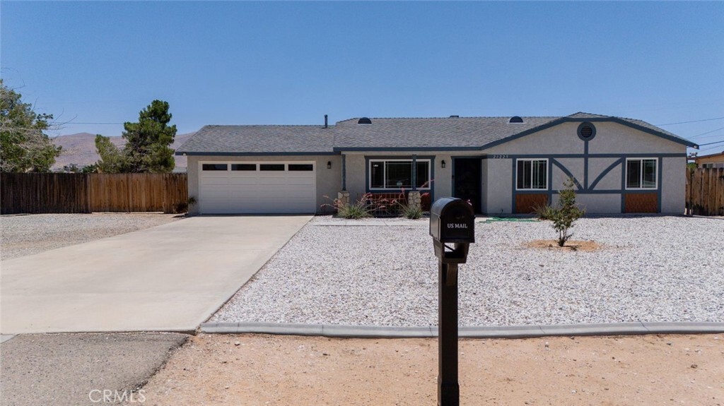 Property Photo:  21225 Del Oro Road  CA 92308 