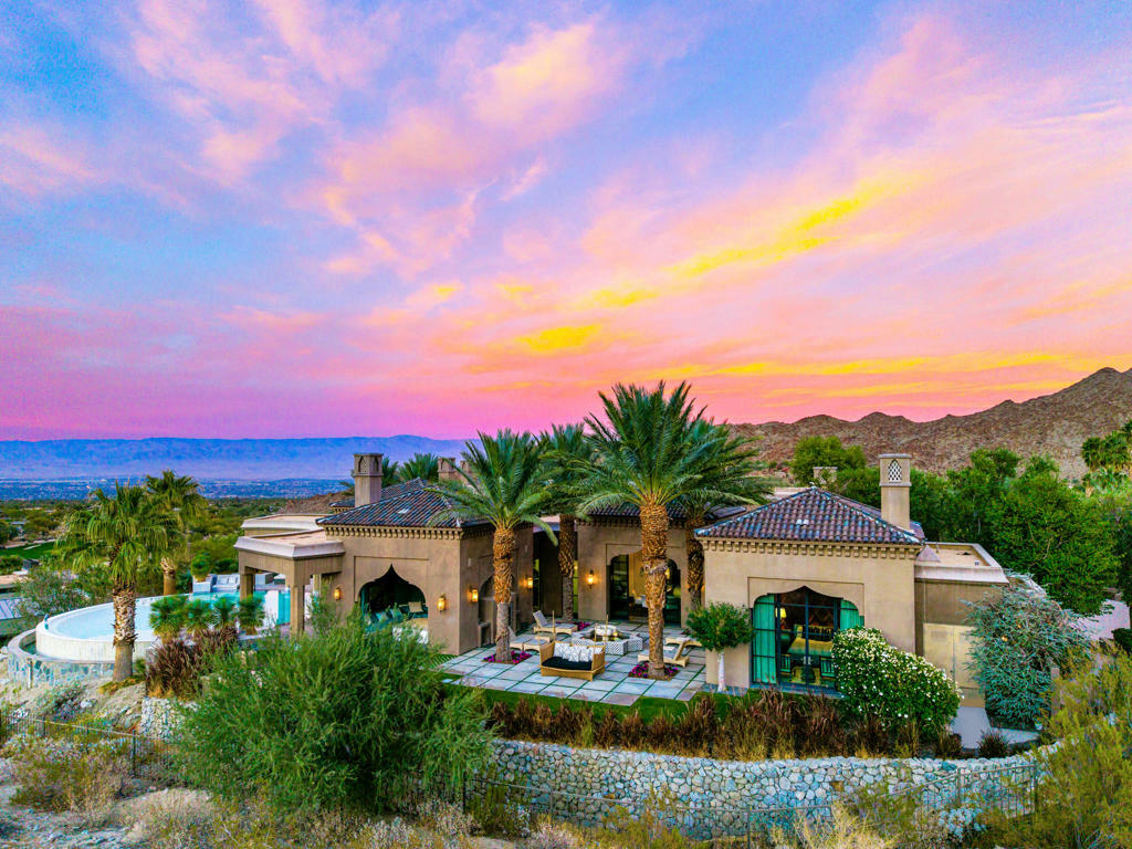 Property Photo: 613 Indian CA 92260