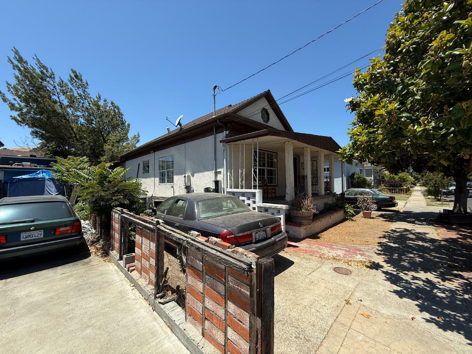 Property Photo: 1716 Estudillo Street CA 94553