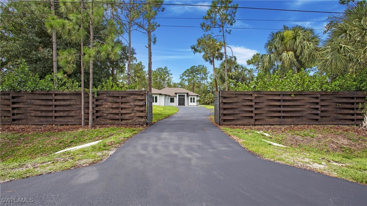 Property Photo: 1030 22nd Avenue NE FL 34120