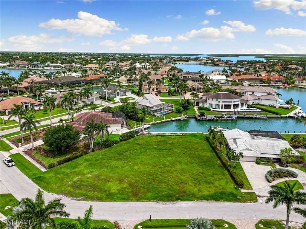 Property Photo: 1331 Forrest Court FL 34145