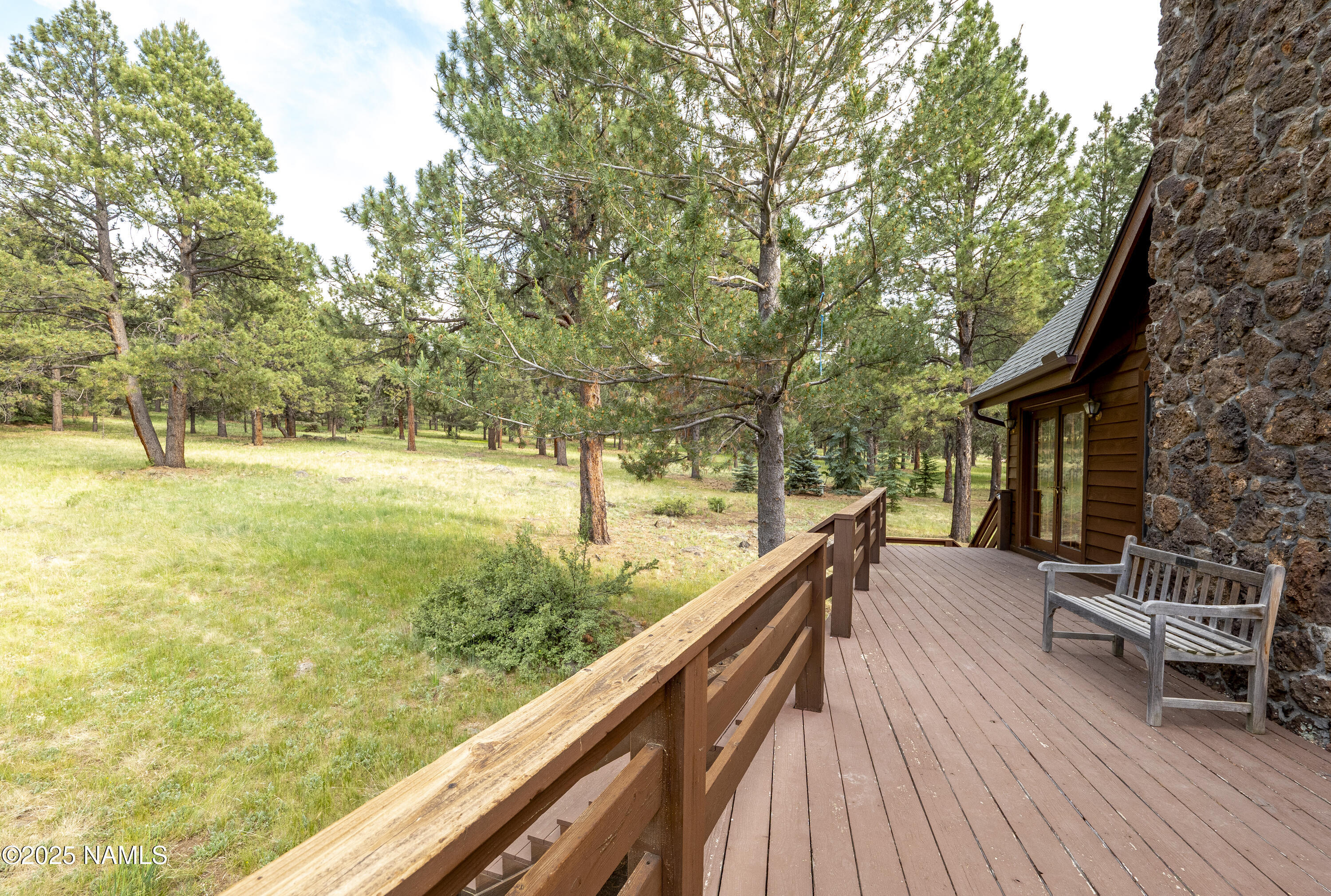 Property Photo: 13821 Alpenglow Road AZ 86001
