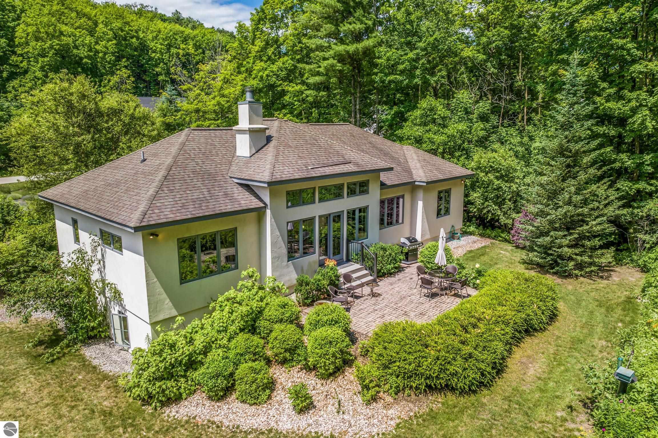 Property Photo: 580 W Broadway MI 49682