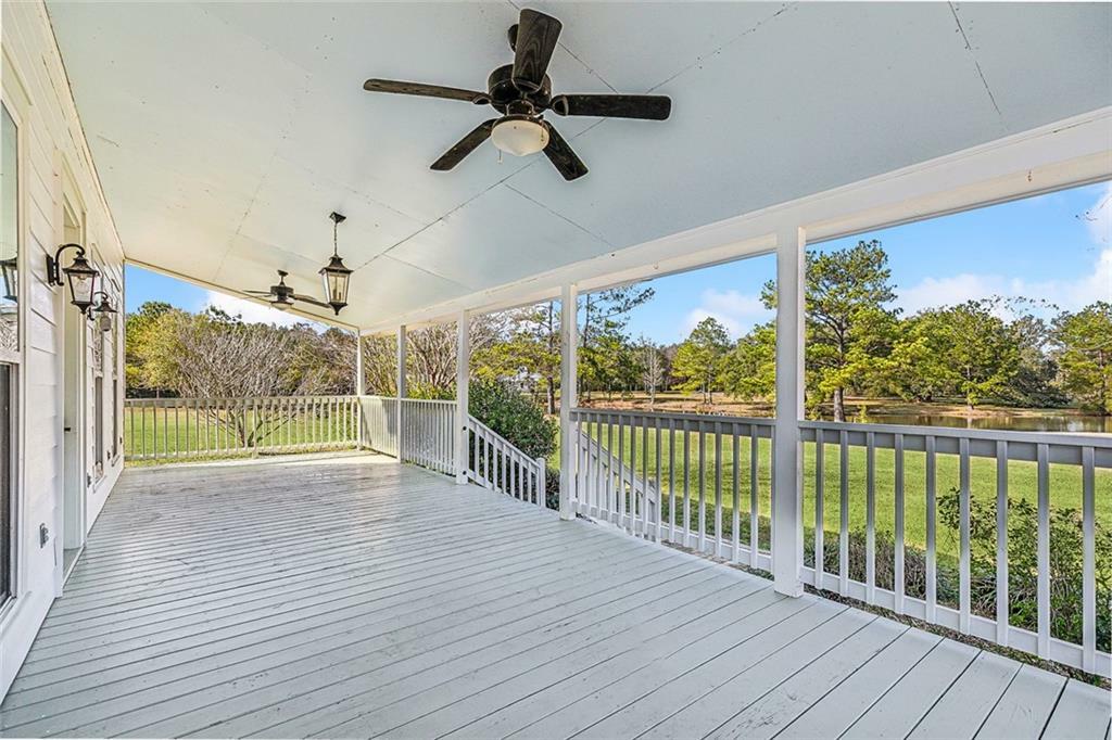 Property Photo: 22442 Highway 1084 LA 70435