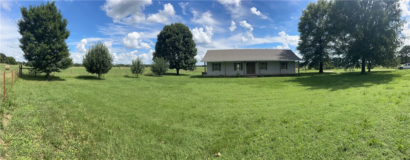 Property Photo: 17605 Bittersweet Road AR 72736