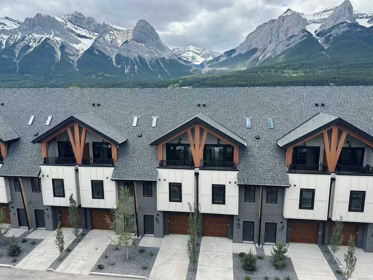 1717 Mountain Avenue 3  Canmore AB T2W 2W1 photo