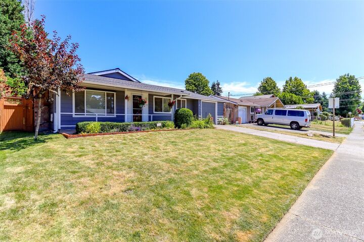 Property Photo:  16730  126th Avenue SE  WA 98058 