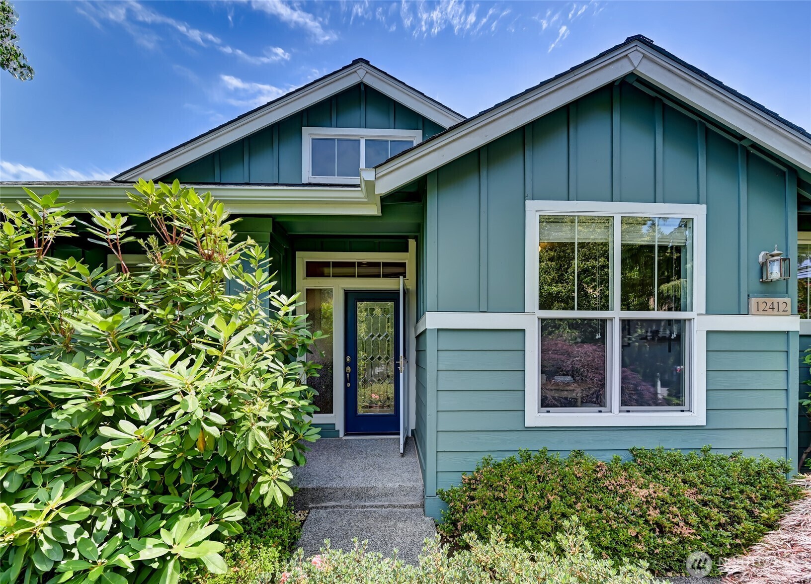 Property Photo: 12412 243rd Terrace NE WA 98053